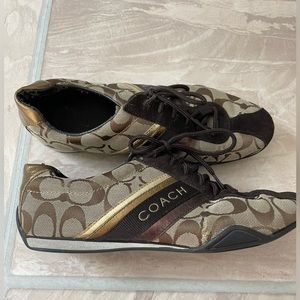 Brown size 7.5 Coach shoes